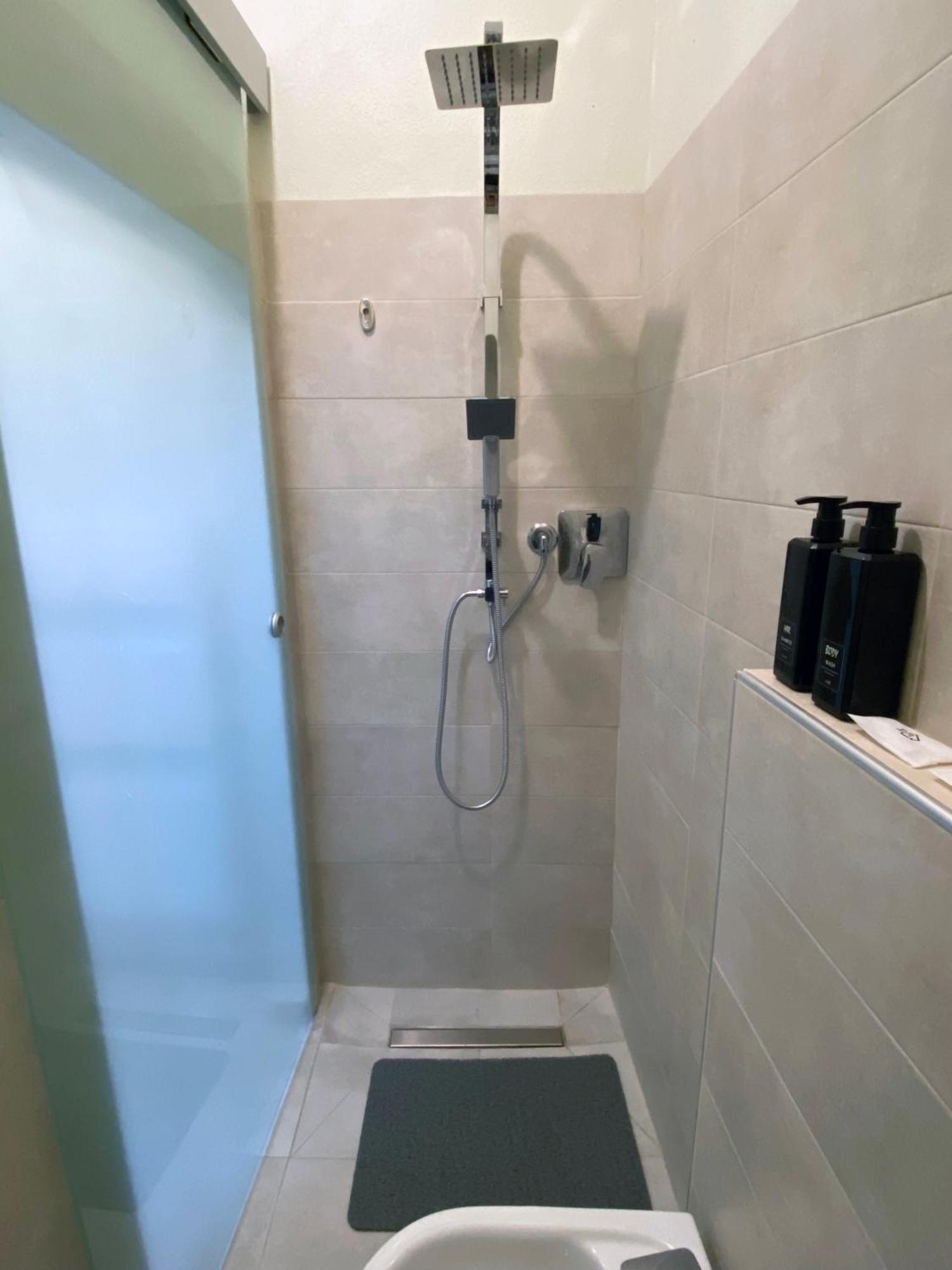 Appartamento Anna - Comfort E Stile In Centro Storico Imola Exterior photo