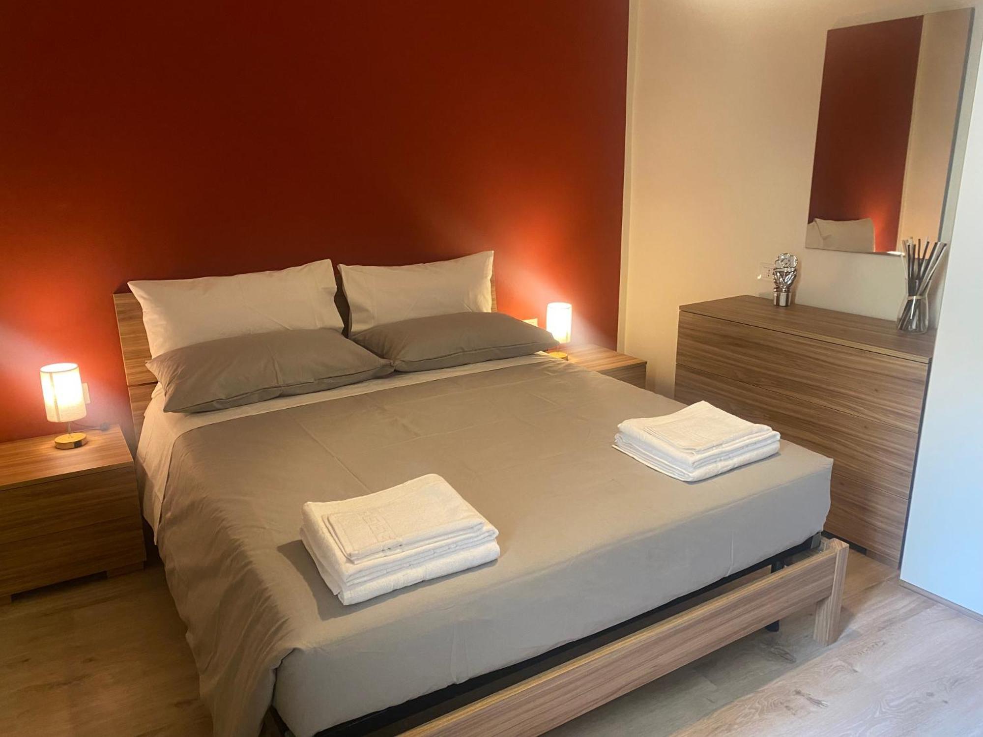 Appartamento Anna - Comfort E Stile In Centro Storico Imola Exterior photo