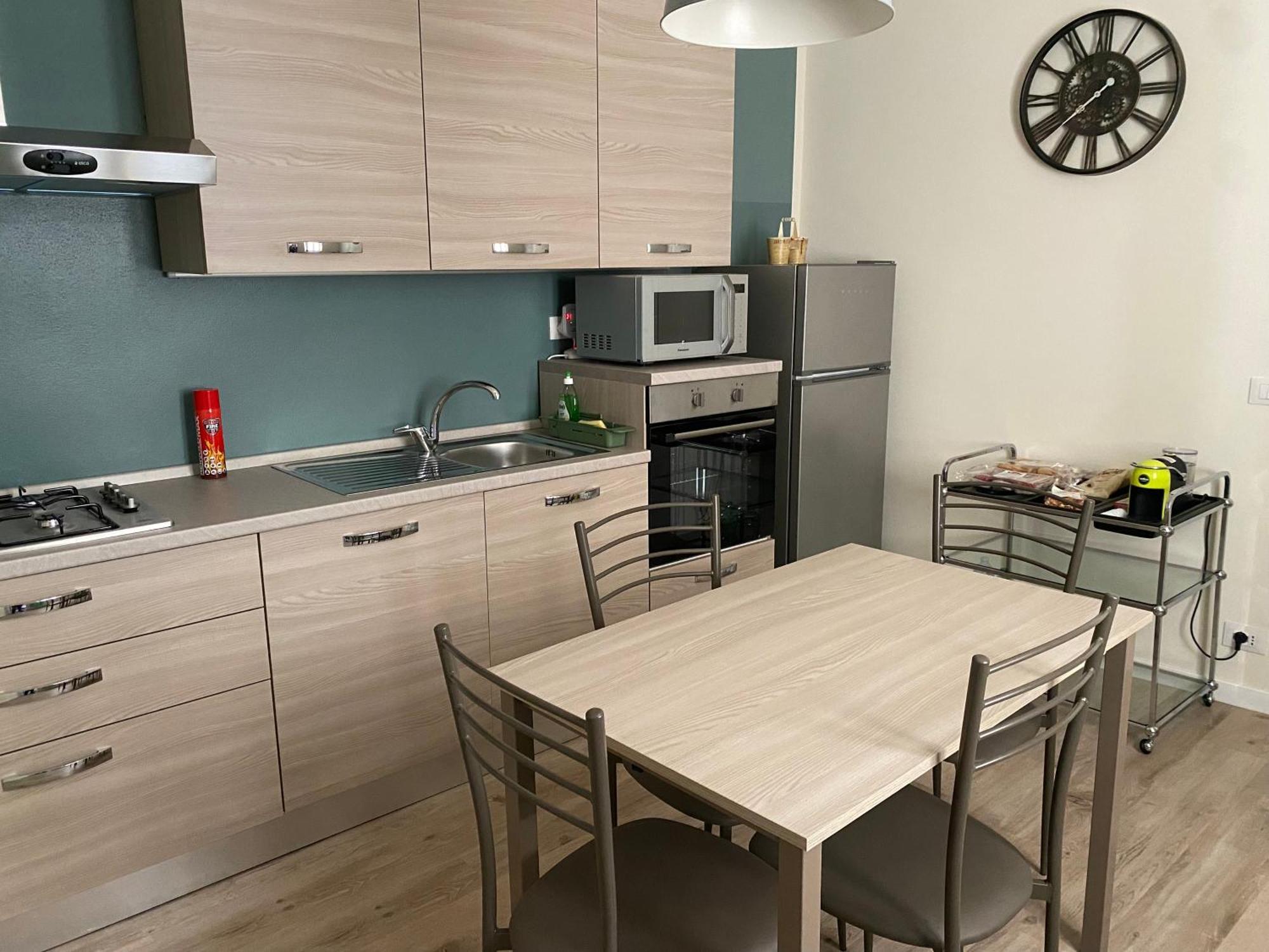 Appartamento Anna - Comfort E Stile In Centro Storico Imola Exterior photo